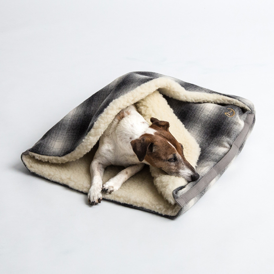 Pawsh dog hot sale bed